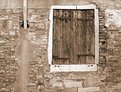 Picture Title - Weathered wall