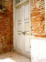 Picture Title - old door