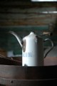 Picture Title - old kettle