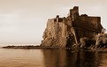 Picture Title - castello sul mare