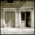 Picture Title - Doors - Hvar island - Croatia